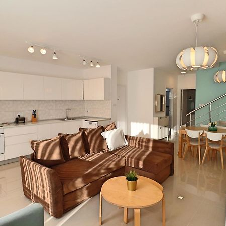Caesar Beach Villas And Apartments Gastria 外观 照片