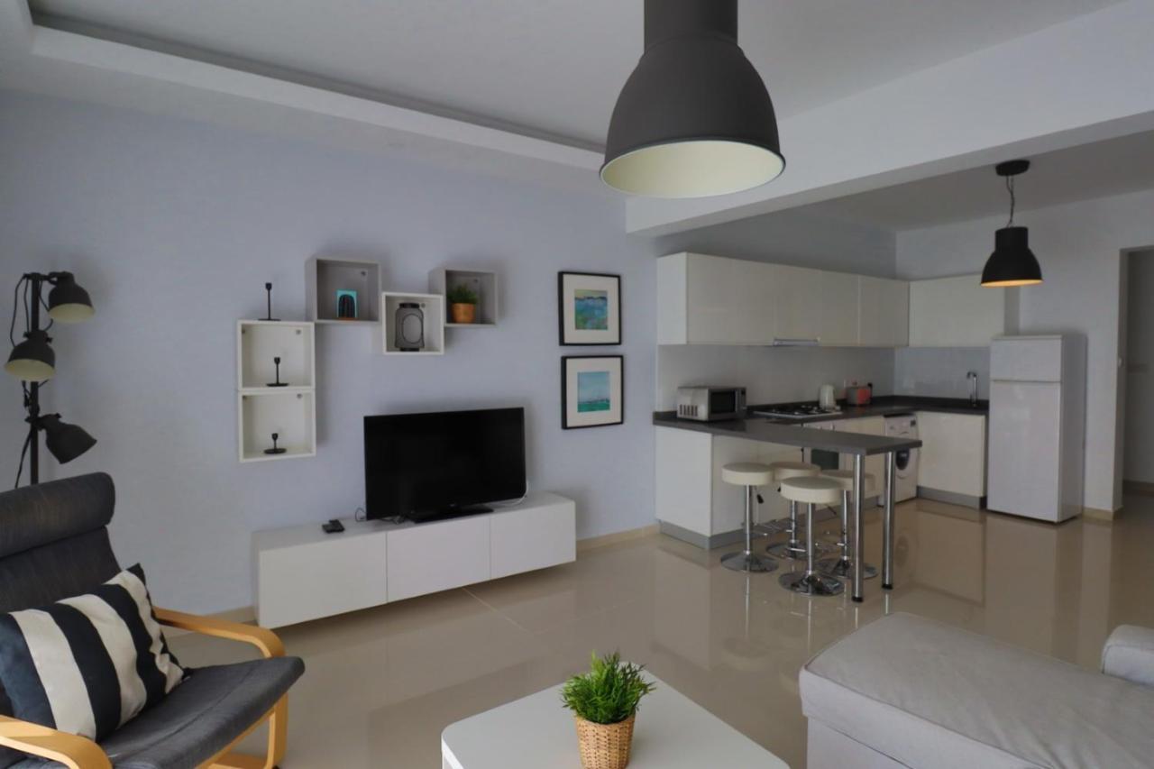 Caesar Beach Villas And Apartments Gastria 外观 照片