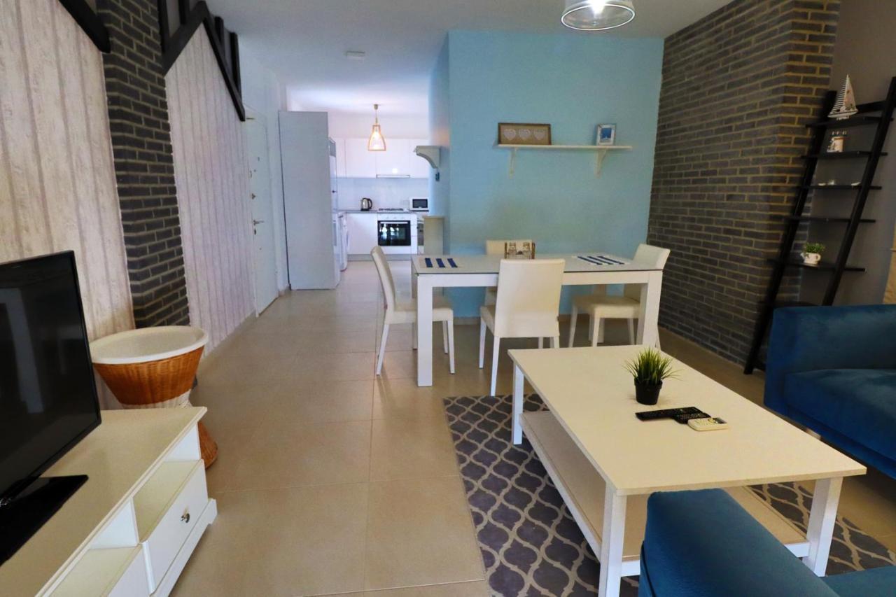Caesar Beach Villas And Apartments Gastria 外观 照片