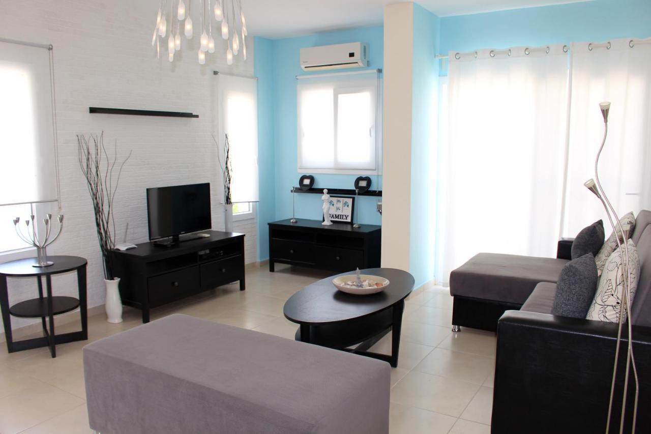 Caesar Beach Villas And Apartments Gastria 外观 照片