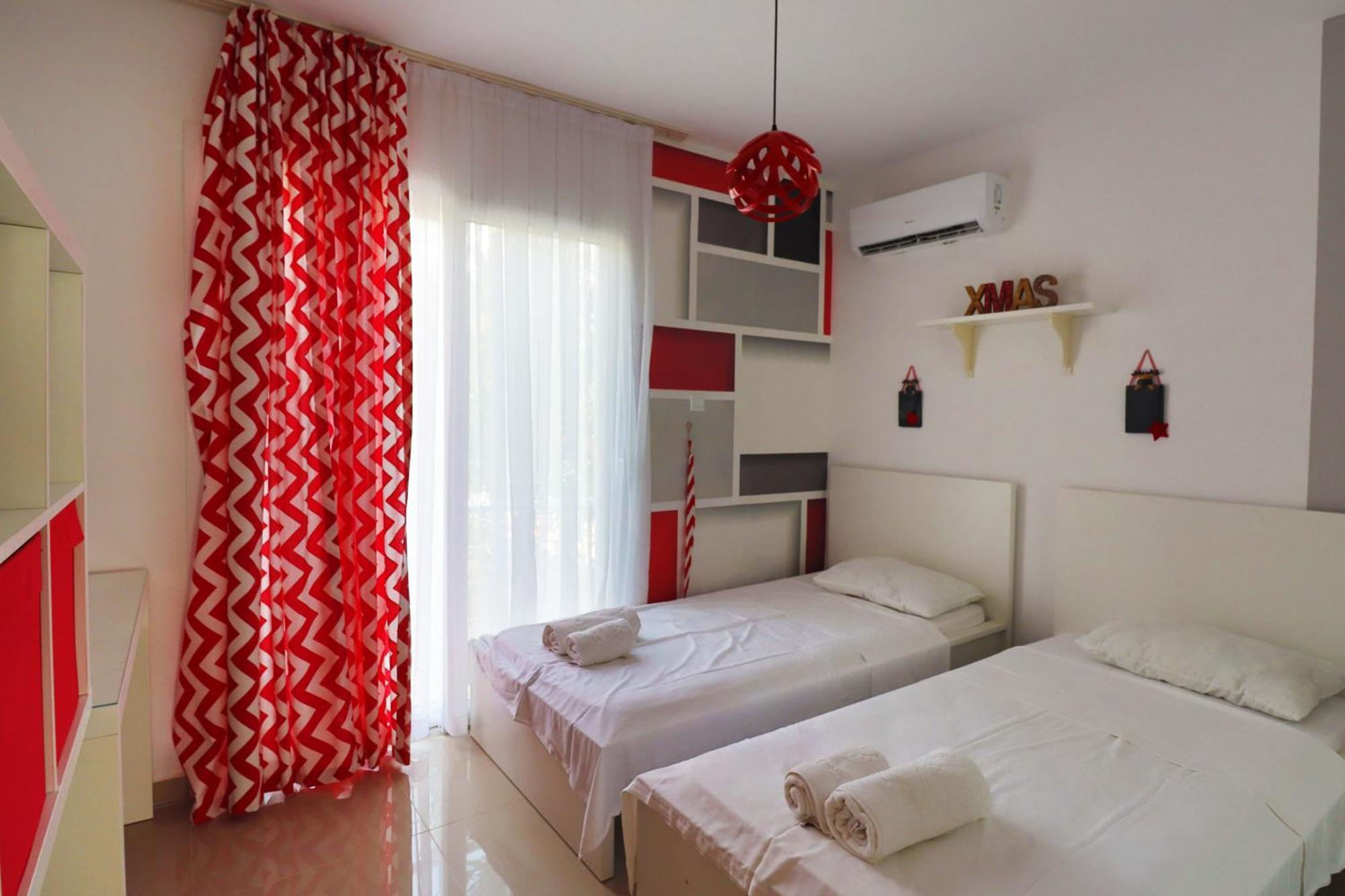Caesar Beach Villas And Apartments Gastria 外观 照片